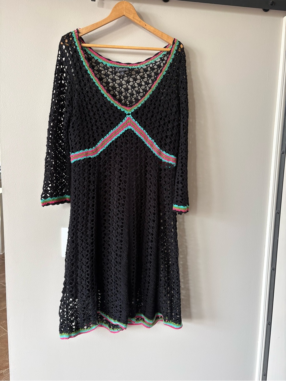 Black Open-work Crochet Swing Dress V Neck Pink Turquoise Trim Hippy Boho Sz XL